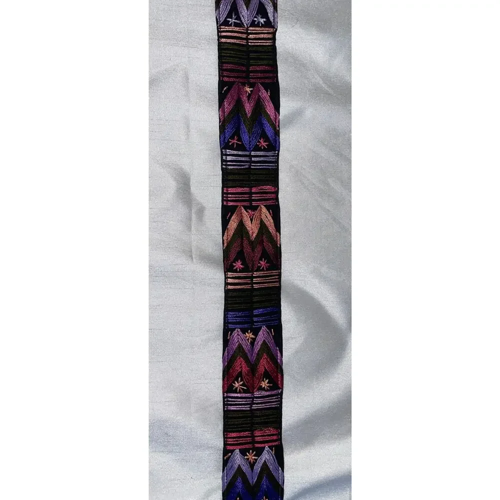 Embroidered Belt - Size L - Beautiful Embroidered Detail‎